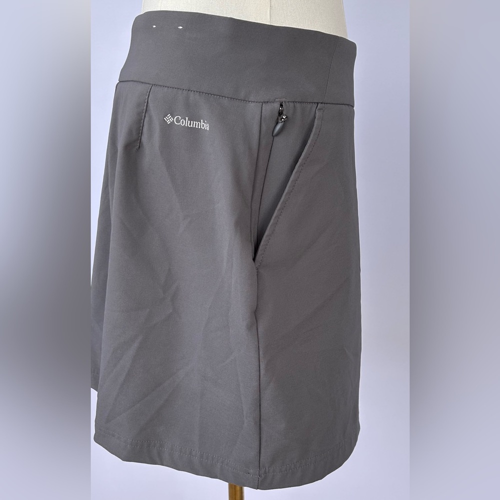 Columbia Women’s All-Season Skorts‎ UPF 50  Water Repellent Gray Size Medium